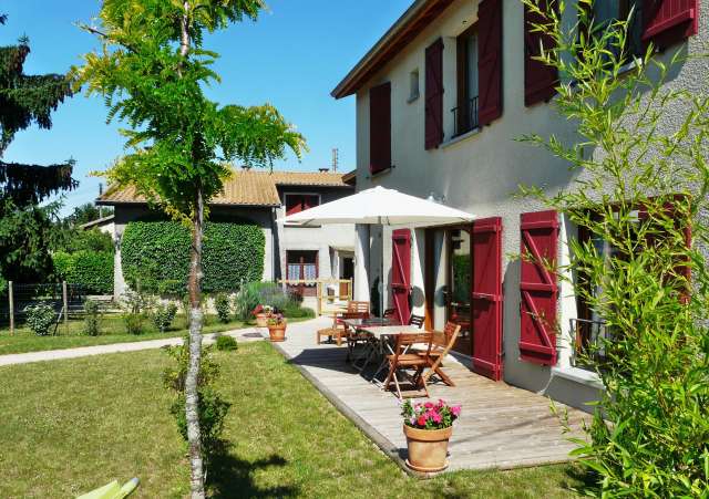 Photo Maison & chambre d'hte  Dcines charpieu Biscotte maison d'htes - decines char ... 