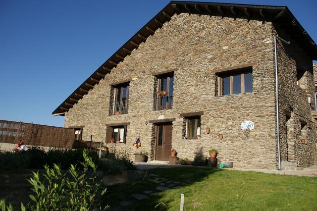 Photo Gte d'tape Rods, rialp Refugi casa canelo