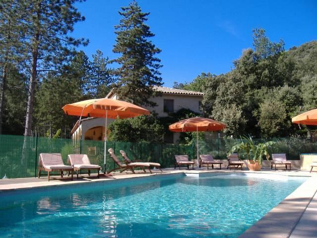 Piscine chauffe
