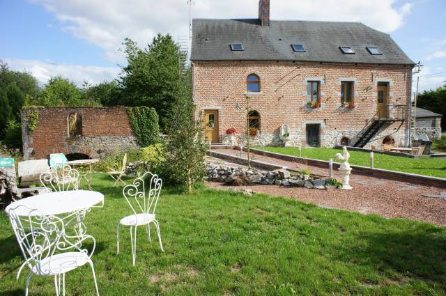  Aux logis de la solre
